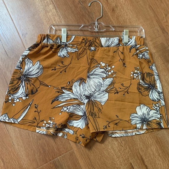Shorts Bundle - Picture 5 of 5